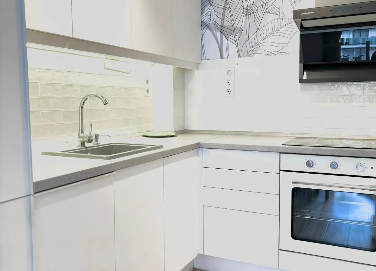 Scandinavian-Style Downtown Apartment With A Terrace 布达佩斯 匈牙利