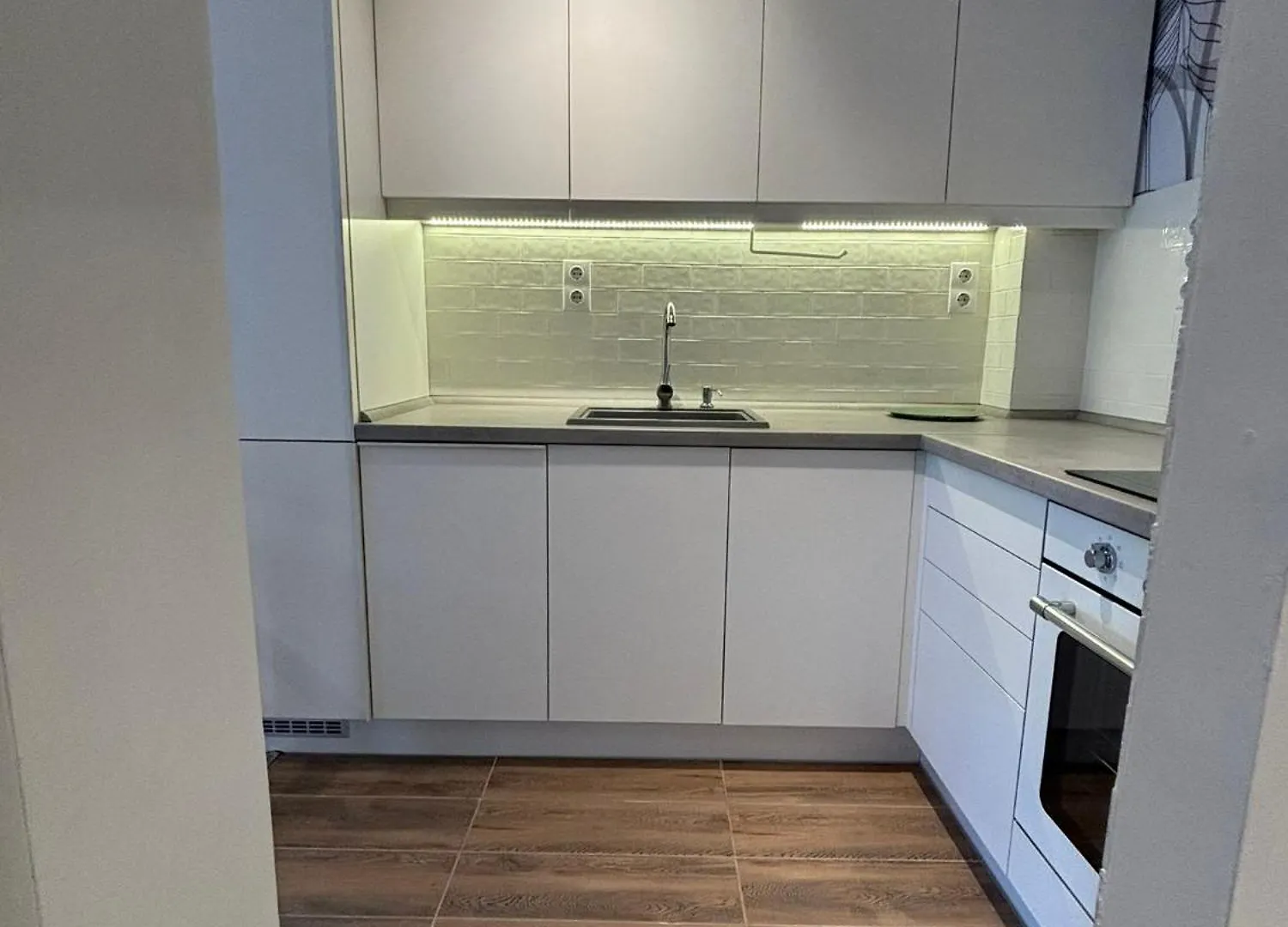 Scandinavian-Style Downtown Apartment With A Terrace 布达佩斯