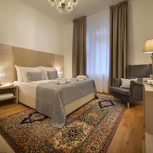 hotellátogatás