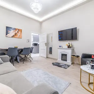hotellátogatás